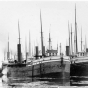 Black and white photograph of the the Hesper at Manitowoc, c.1900