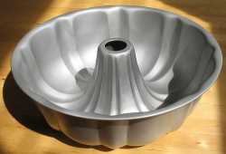 How to Use a Bundt Pan