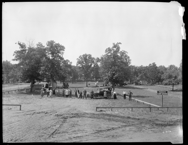 Cherokee Heights tourist camp, St. Paul, ca. 1925