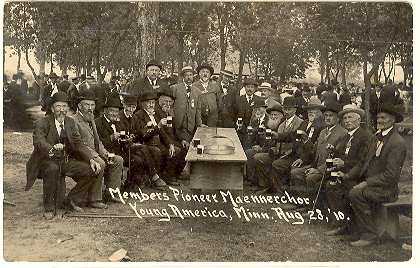 Black and white photograph of members of Pioneer Maennerchor at the annual Stiftungsfest celebration, c.1910.