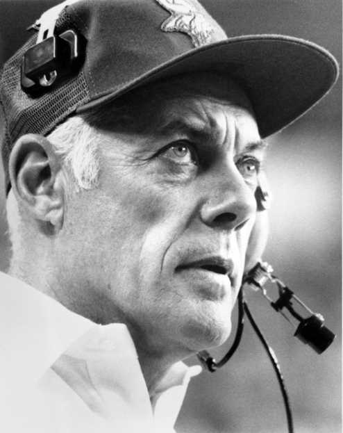 Bud Grant, Longtime Minnesota Vikings Coach, Dies at 95 - The New