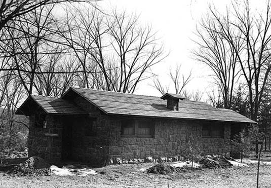 Interstate State Park comfort station | MNopedia