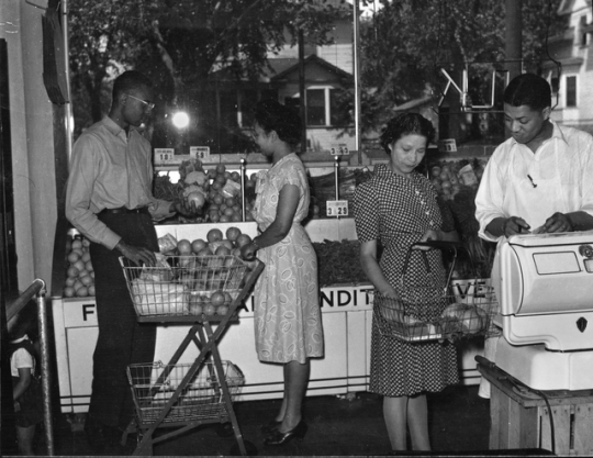 Black and white photograph of the interior of the Credjafawn Co-op Store, 678 Rondo Avenue, St. Paul, ca. 1950.