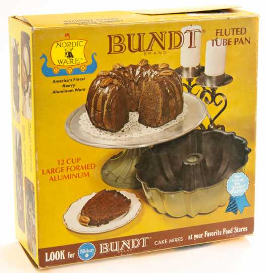 Scandinavian Nordic Ware Northland Heavy Duty Aluminum Bundt Pan w/ Box  Recipes -  Log Cabin Decor