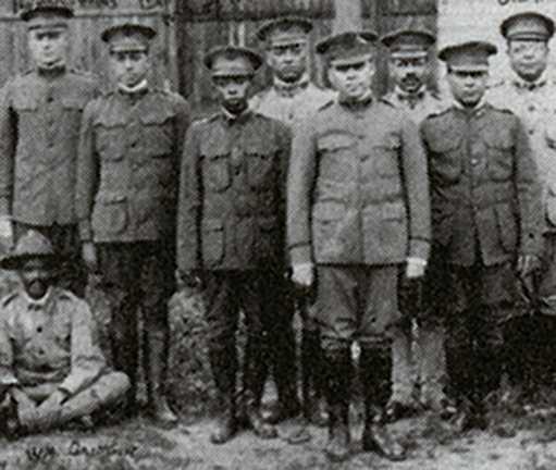 Black and white photograph of officers of the Sixteenth Battalion, Minnesota Home Guard, c.1918. 