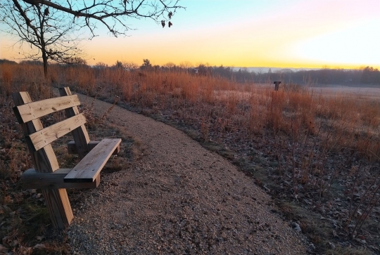 Bench at an overlook point in Frontenac State Park