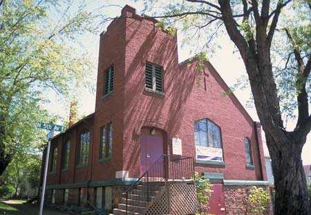 Color image of St. Mark’s African Methodist Episcopal Church, Duluth, 2001.