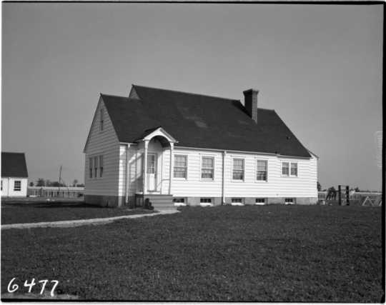 Superintendent’s house at Carlos Avery Game Farm